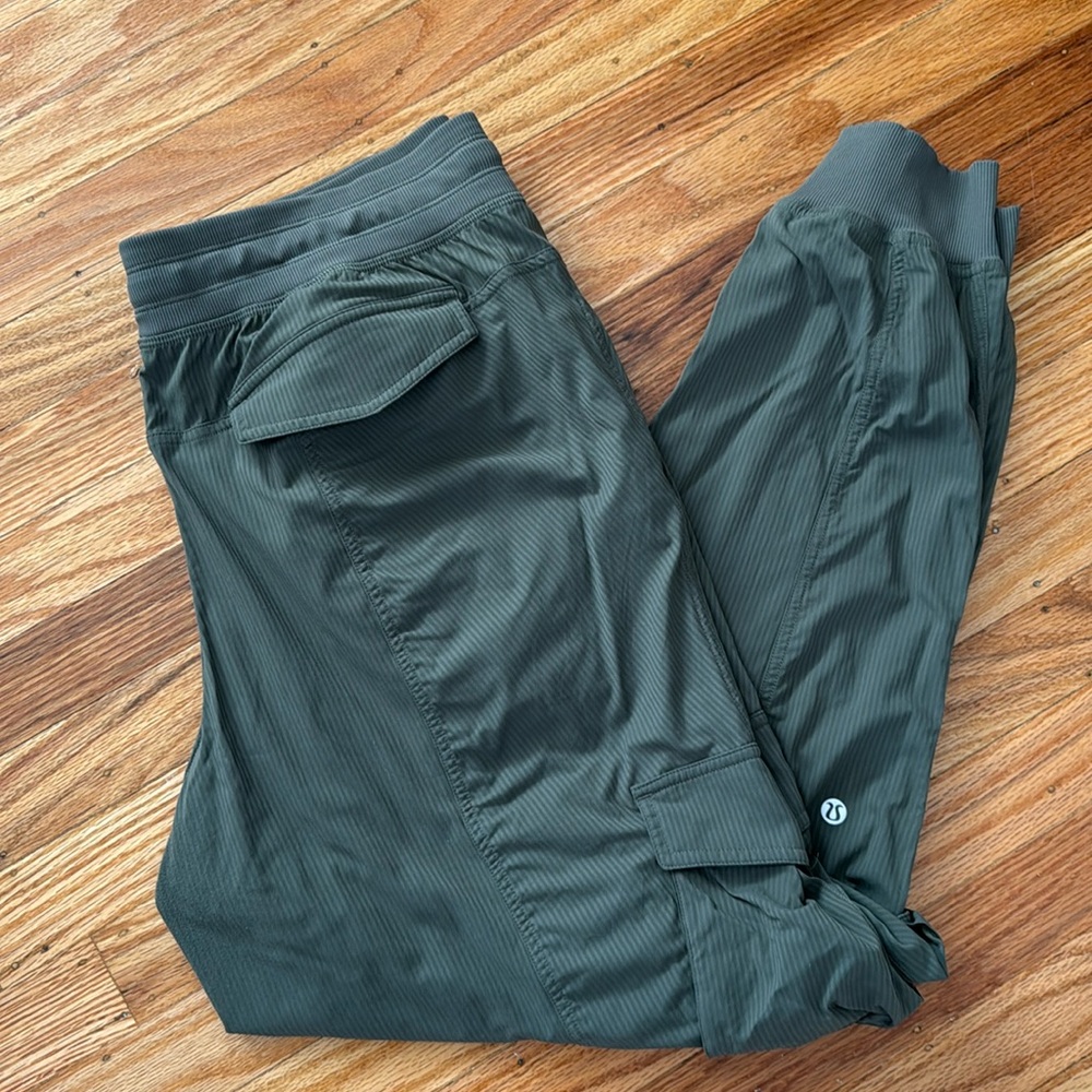 lululemon athletica Dark dance studio jogger